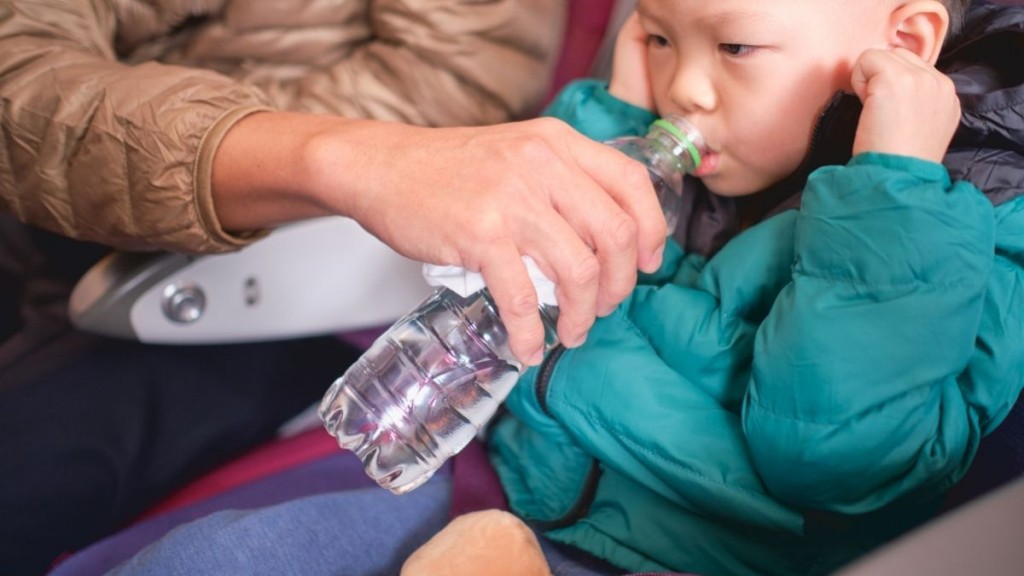 como evitar el dolor de oido en el avion 